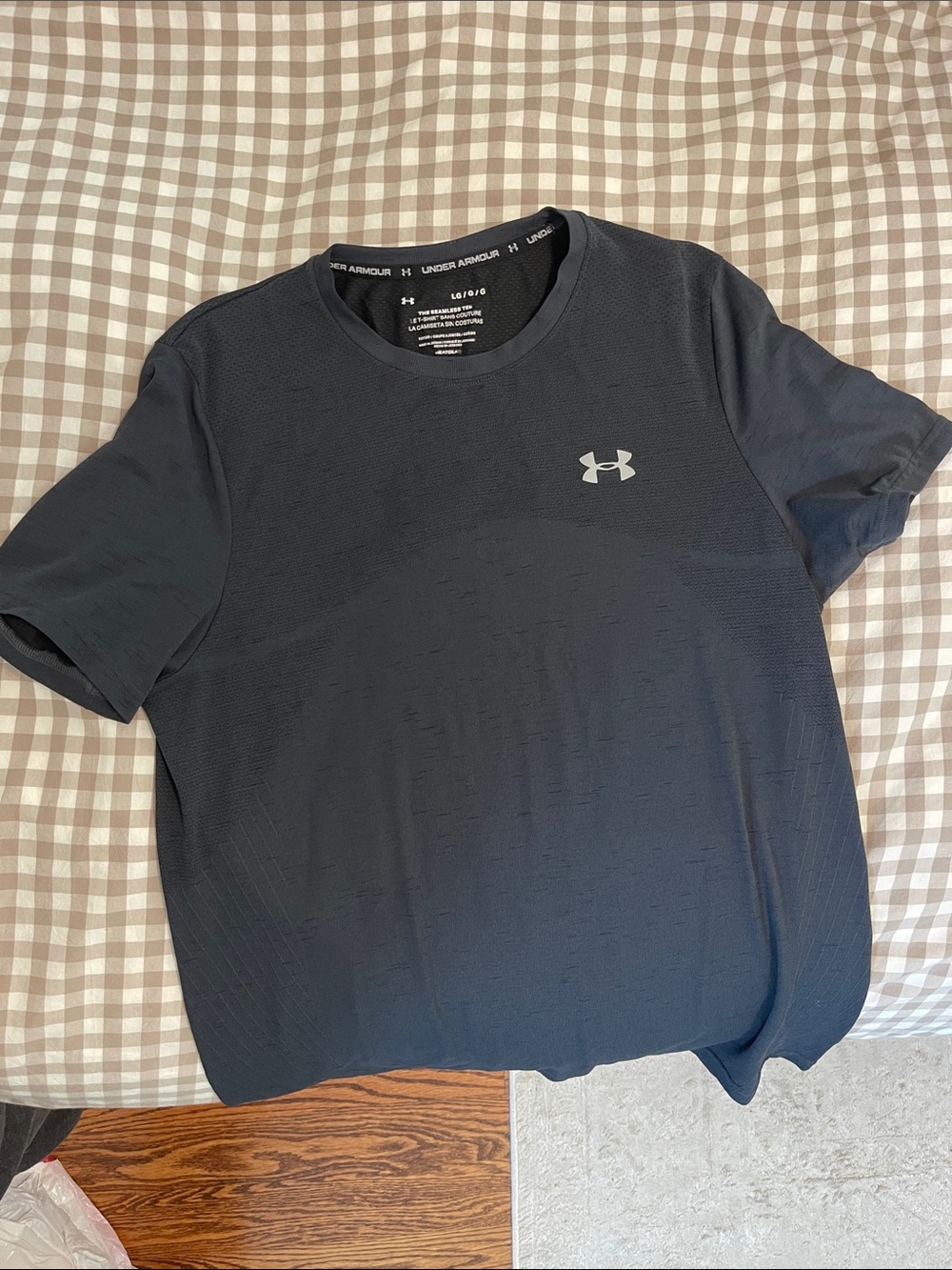 Under Armour Black Short Sleeve Athletic Tee with Reflective Logo